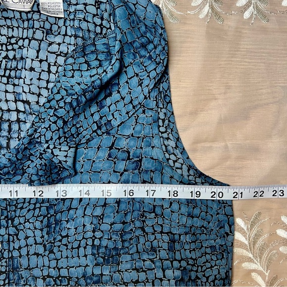 Vintage Snakeskin Blue Ruffle Sleeveless Top/Tank -Size L -TP20 - Picture 6 of 7